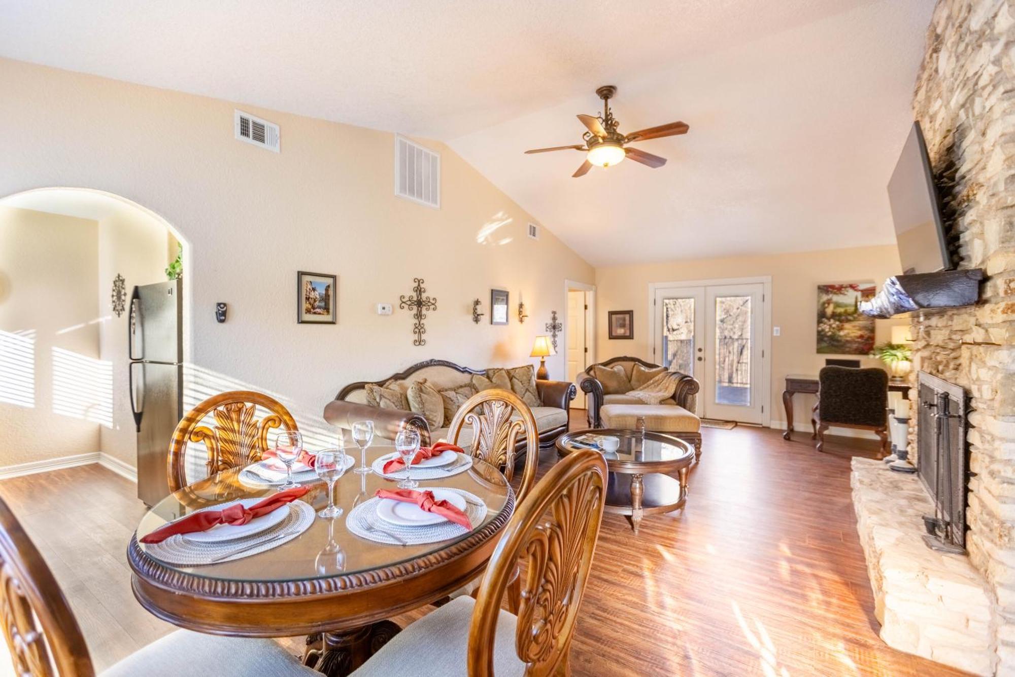 Messina Inn Wimberley Rum bild
