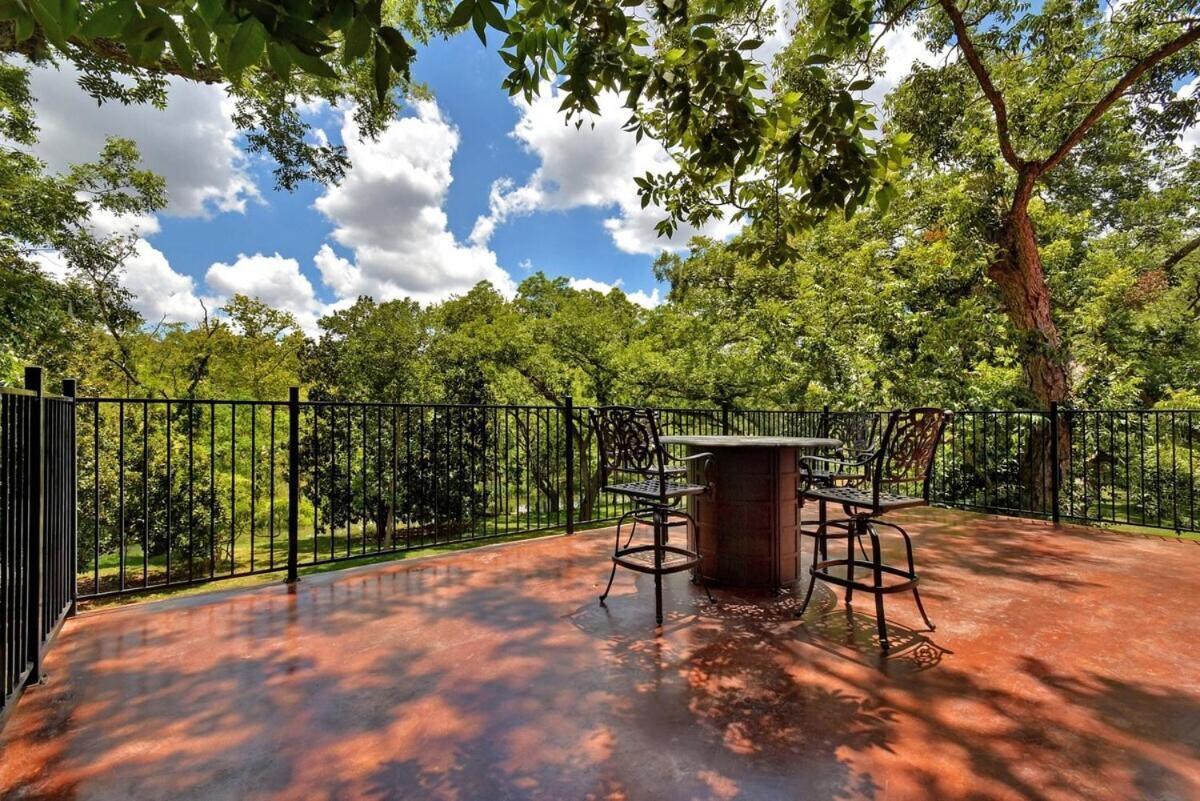 Messina Inn Wimberley Exteriör bild